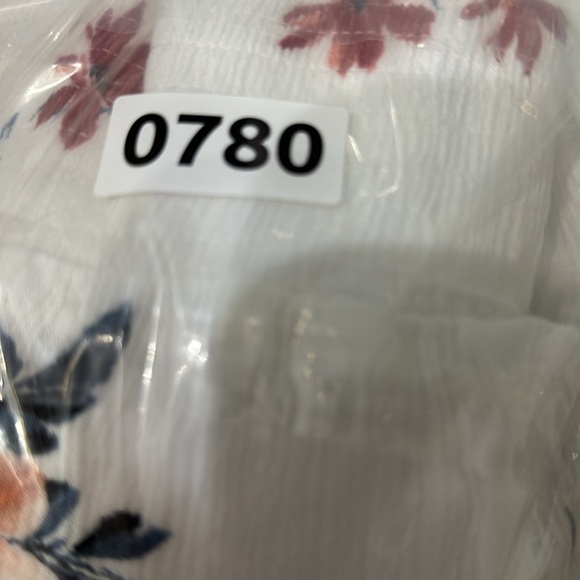 Torrid gauze material floral skirt size 2/2X - Picture 10 of 12